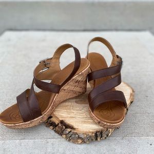 b·ø·c wedge sandals
